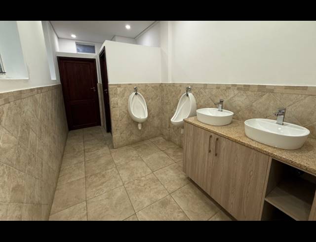 200M² OFFICE TO LET IN TULISA PARK
